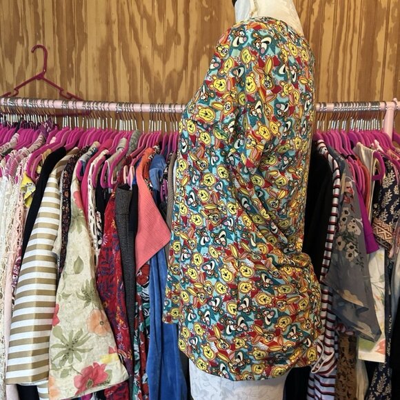 LuLaRoe Disney Pooh Bear Tigger Rabbit - Sz XS - NWOT WDW Classic Tee - Picture 4 of 9